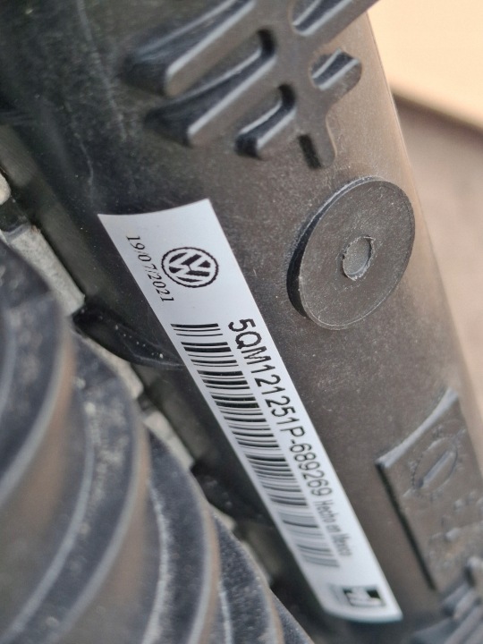 фото №10, Vw seat skoda audi дві радіатор рідини основний  радіатор 5qm121251g