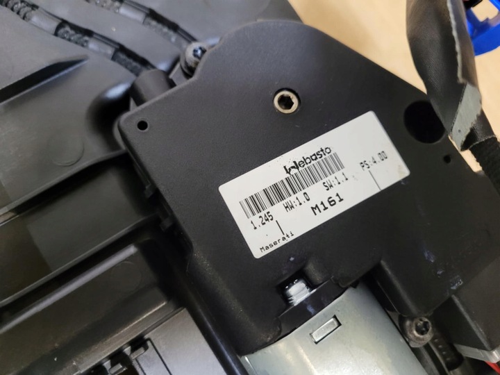 фото №6, Панорама скло дах люк maserati levante 2021