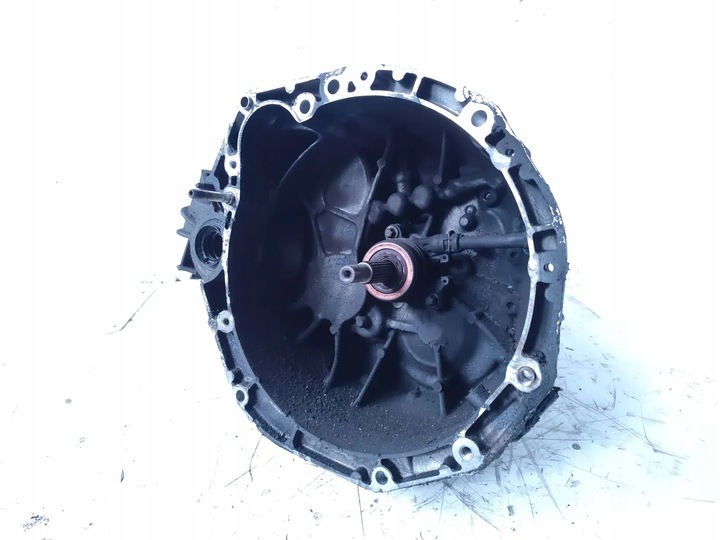 фото №9, Renault megane механічна 6-ступенева коробка передач коробки передач 1.9 dci дизель 8200370824