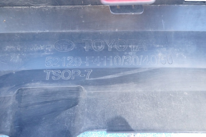 фото №11, Toyota c-hr рестайлінг - решітка середня бампера