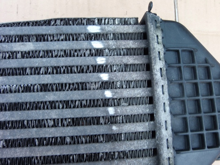 фото №12, Інтеркулер 8v619l440ac ford focus mk2 рестайлінг 1.6 tdci hb