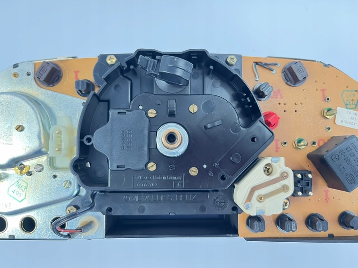 фото №12, Спідометр  манометр mercedes w124 e200 200e e220 220e m111 1244409511 srs abs