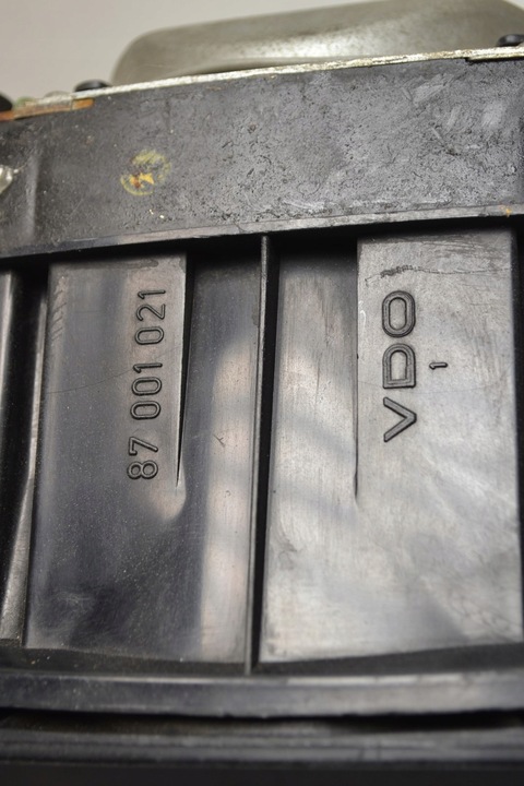 фото №6, Mercedes r107 w107 sl w116 v8 спидометр приборы европа 8 цилиндров