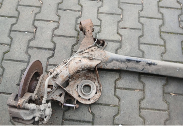 фото №8, Toyota auris i балка підвіски задня вісь зад 1.4 d4d 2007r