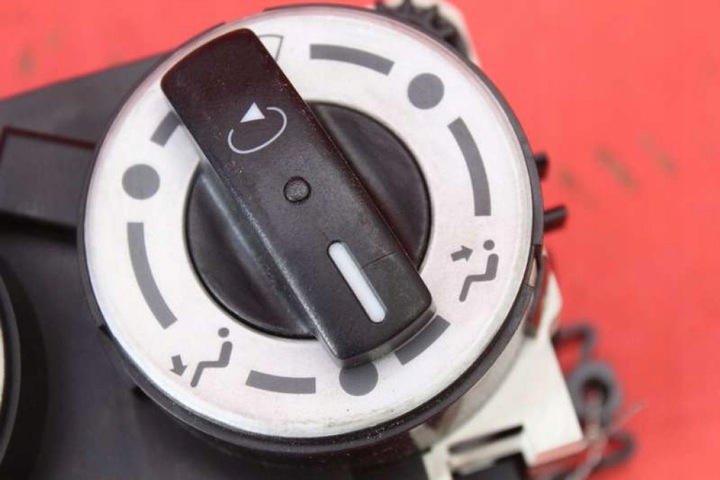 фото №10, Панель керування повітропровід клімат 69660071 mitsubishi colt 6 vi z30 рестайлінг 02-12