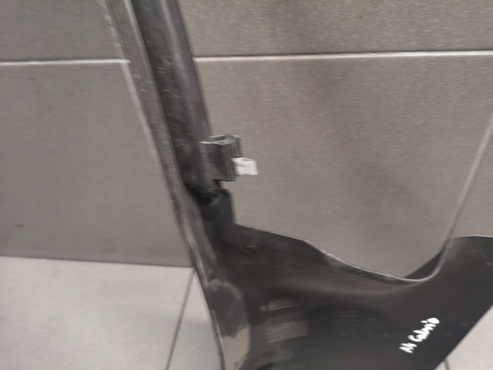 фото №9, Защита стойка a правая audi a4 b6 cabrio 8h0867272