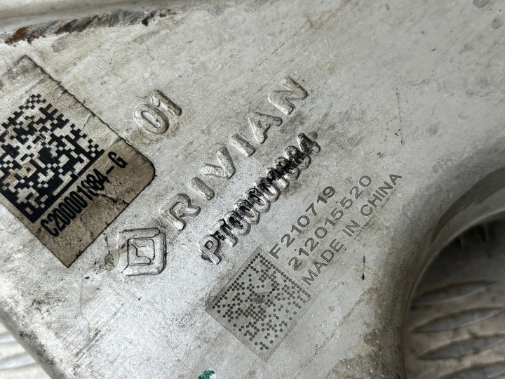 фото №5, Rivian r1t r1s важіль перед лівий праві pt00001878 pt00001884