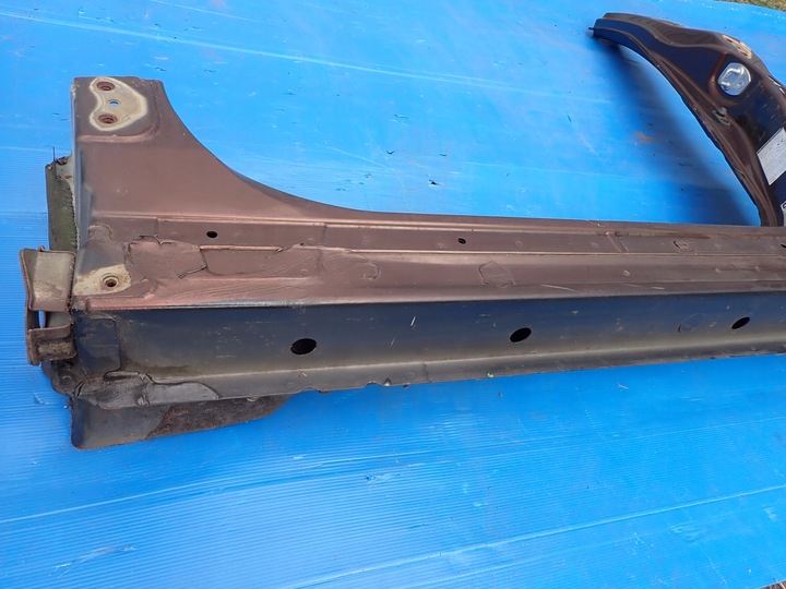 фото №8, Avensis t27 09-15 універсал поріг лівий