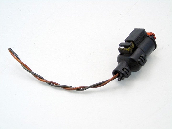 фото №3, Штекер разъём 1.3 cdti corsa d agila meriva a combo swift splash astra h