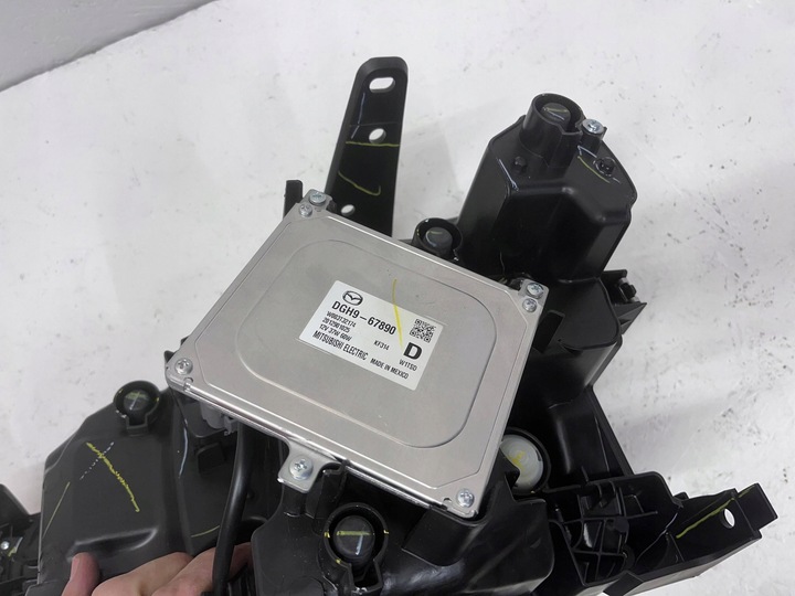 фото №12, Mazda cx-30 cx30 2019 usa фара перед полный led сторона правая dgj1-51030