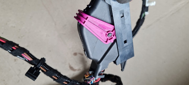 фото №10, S4 b8 рестайлинг a4 штекер установка разъём усилителя bang olufsen