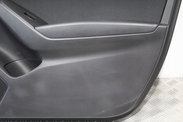 фото №5, Дверна карта (обшивка) права перед mazda 3 iii b