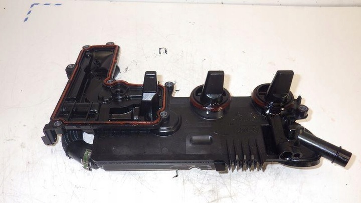 фото №6, Крышка клапанов range rover evoque 2.2 td 9678420380