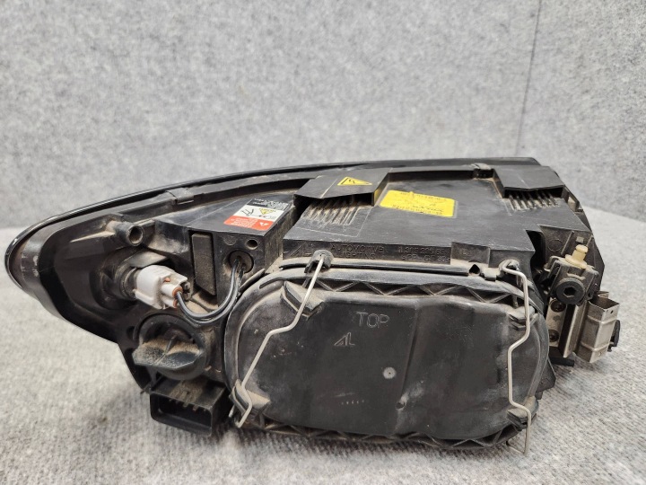 фото №7, Фари лампи передні комплект volvo s40 v50 bi-xenon 30698889 30698890