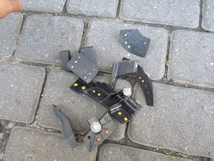 фото №11, 3 mercedes w210 95-99 права передня оббивка боковина двері праві перед