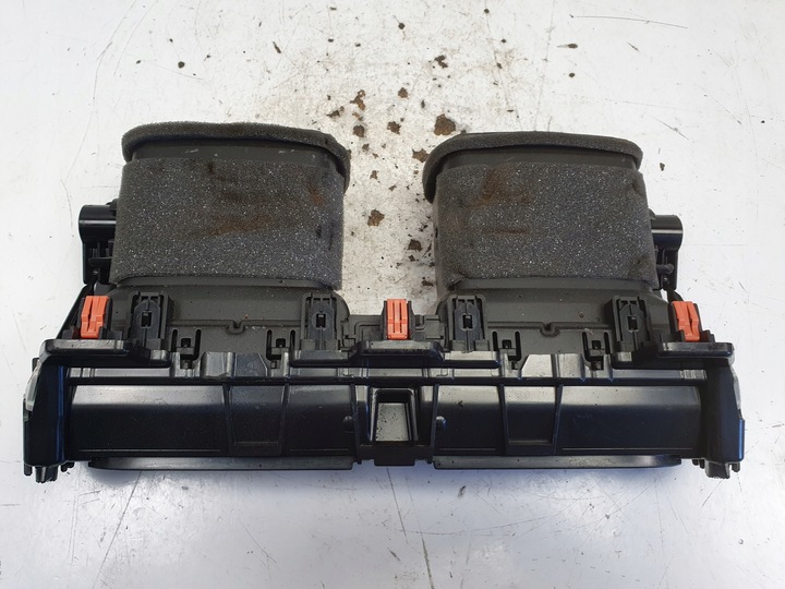 фото №8, Toyota corolla xii e21 середня решітка повітропровід 55670-02830 05564-2830