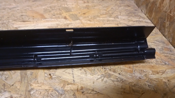 фото №9, Mercedes утка планка порога порог багажника 6117430030 оригинал