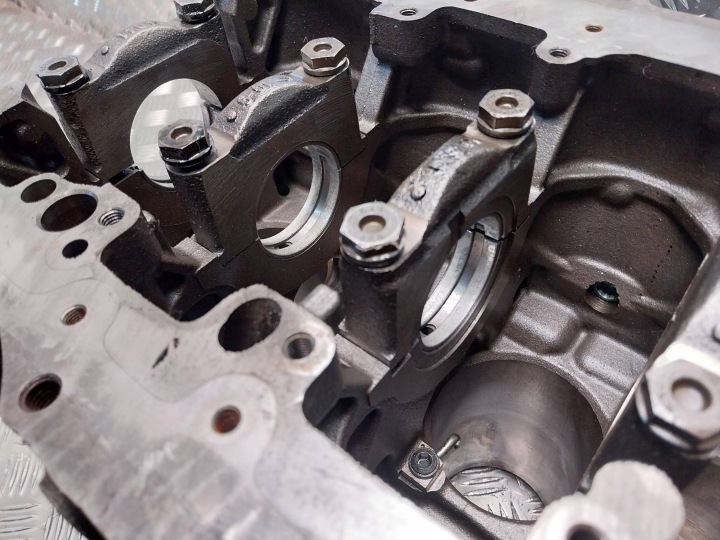 фото №10, Блок  двигуна номінал 03l021bg cag audi a4 b8 a5 8t q5 8r a6 c6 2.0 tdi