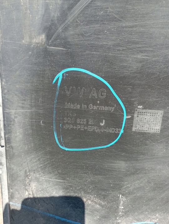 фото №6, Захист шасі права vw arteon 3q0825202j