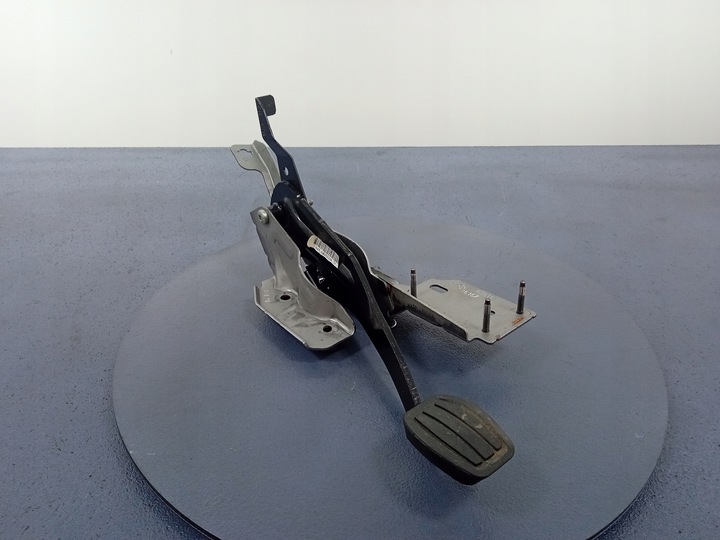 фото №1, Citroen c4 picasso ii педаль тормоза механическая коробка передач