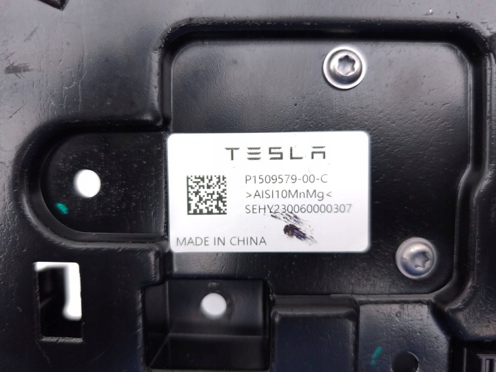 фото №10, Tesla модель y 2023 подлокотник заднее p150957900c