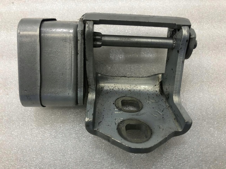 фото №1, Петля дверь левый зад renault megane i