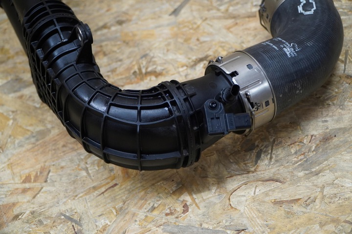 фото №7, Шланг канал воздуха 8054842 8054843 bmw m2 g87 3.0i 24r 3tyśkm оригинал