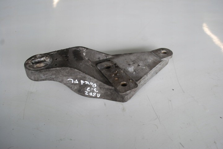 фото №1, Лапи двигателя верхняя audi a8 d2 3.7 4d0199603b