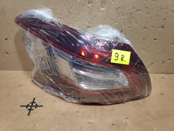 фото №9, Лампа ліва зад крило peugeot 308 t9