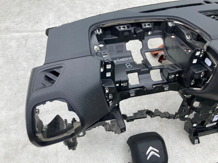 фото №5, Citroen c4 3 iii панель капот консоль подушки ремни