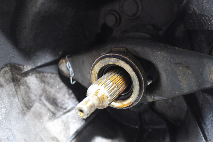 фото №11, Коробка передач коробки передач bmw e87 e90 n45b16a 5b механическая