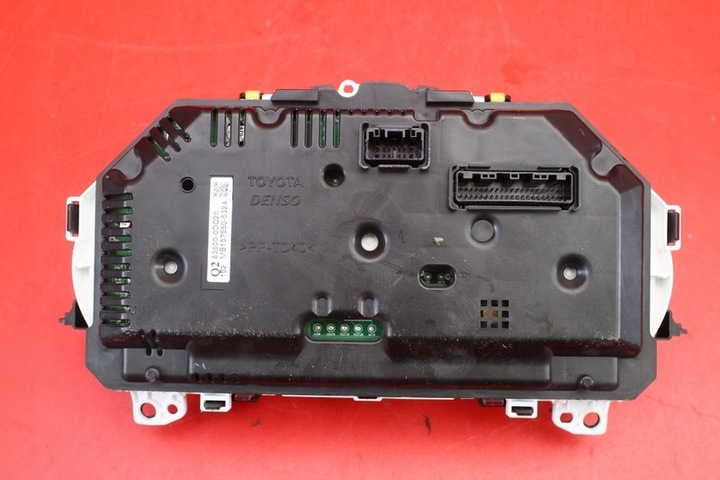 фото №7, Спидометр приборы eu 83800-0dq20 toyota yaris 3 iii 1.4 d-4d 90 km 10-14