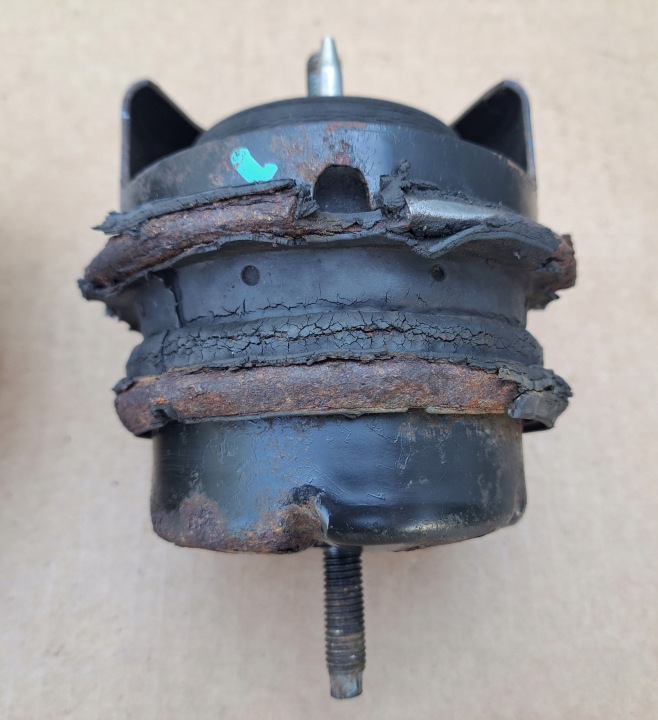 фото №8, Jaguar s-type подушка крепление двигателя xw43-6a003-aa