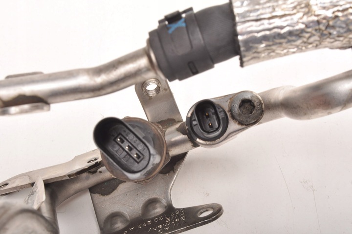 фото №8, Bentley bentayga audi q7 sq7 a8 4.0 шланг топлива 057130300ce 057130299af