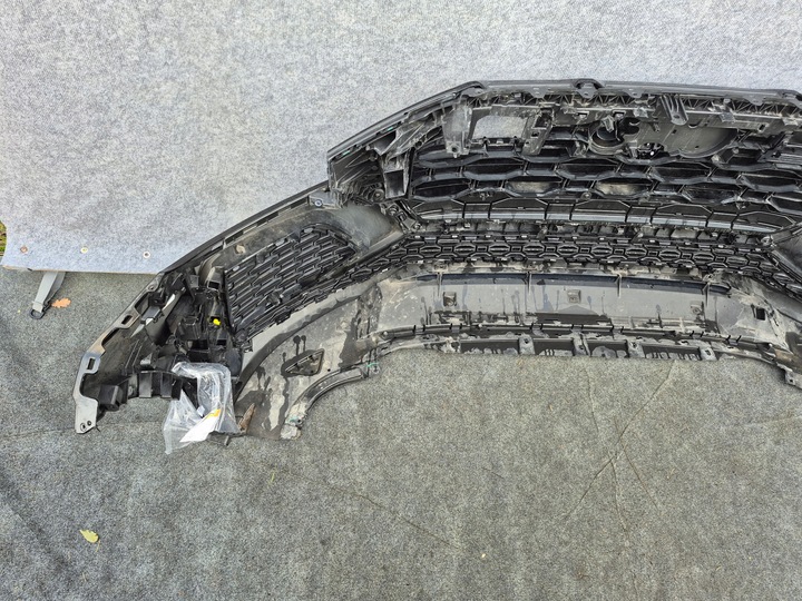 фото №13, Audi rsq8 q8 rs бампер перед оригинал 6x pdc камера