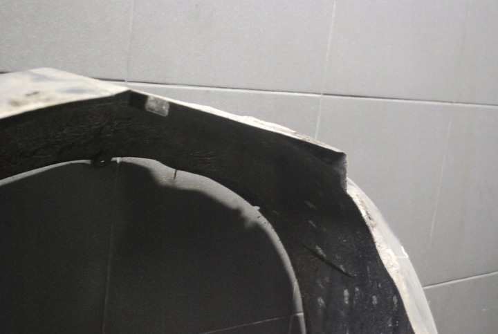 фото №6, Подкрылок левый перед audi a6 c5 2.4 4b0821171b