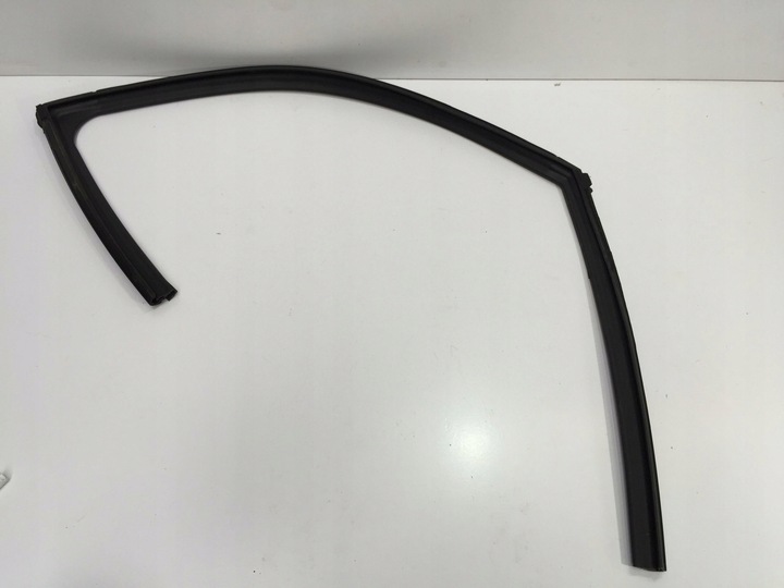 фото №1, Eclipse cross прокладка рамка дверь перед правая