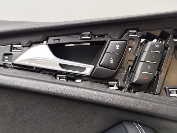 фото №11, Audi rs6 c7 рестайлинг сиденья диван обивка кожа комплект