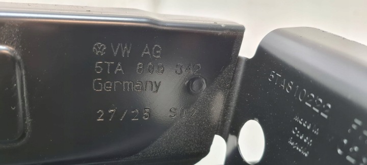 фото №5, Vw touran 5ta 15- стойка порог обшивка