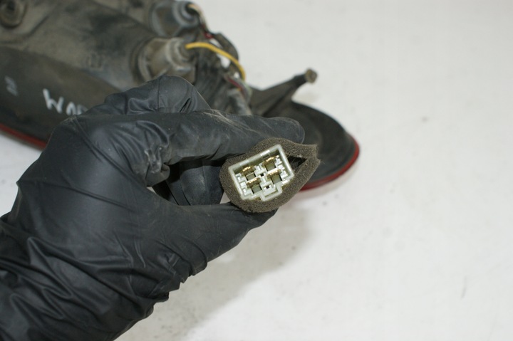 фото №12, Лампа правая задняя правые зад крыло лампа крыльев daewoo lanos 0311-001456