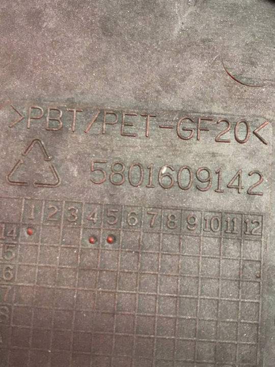 фото №10, Iveco eurocargo 130 10- заглушка бампера права 504273184