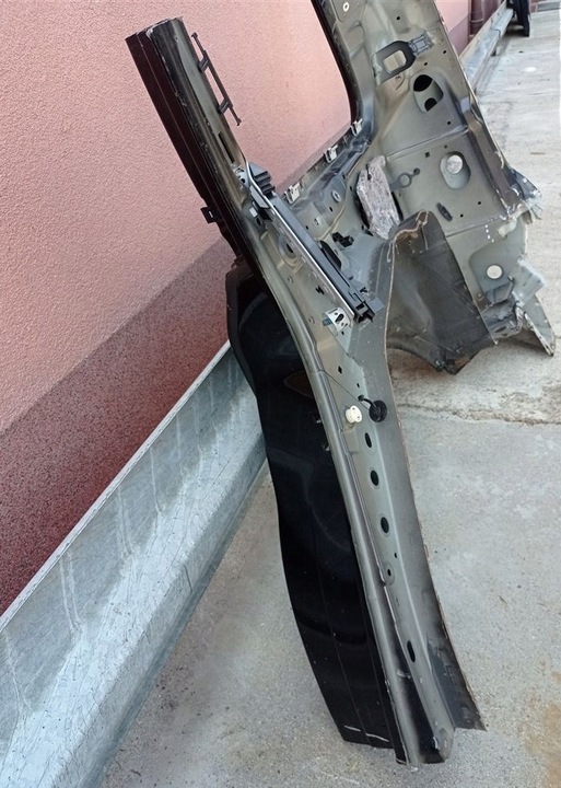 фото №9, Четверть крыло правый зад vw touareg i 7l код краски lc9z чёрный magic