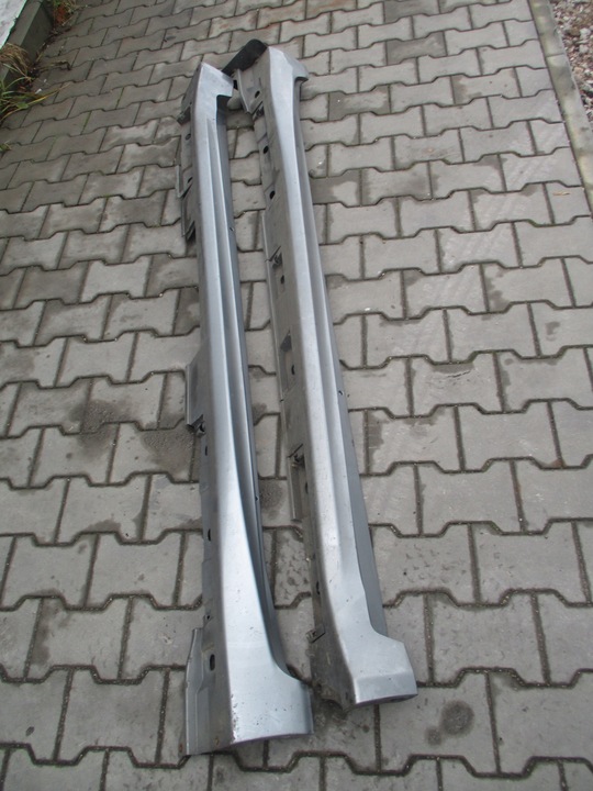 фото №1, Avensis t29 2015-19 универсал планка пороговая