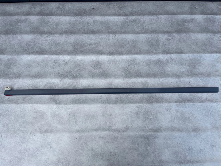 фото №1, Планка дверь нижняя vw passat b8