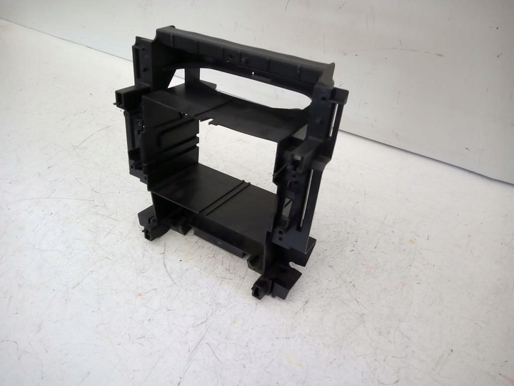 фото №3, Захист рамка радіо консолі mercedes c w203