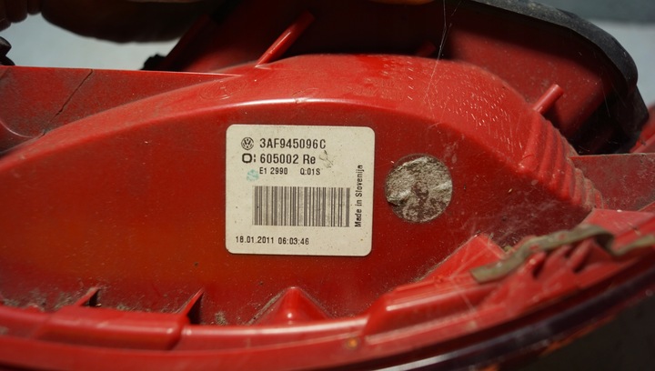 фото №13, Лампа правий зад vw passat b7 універсал 3af945096c