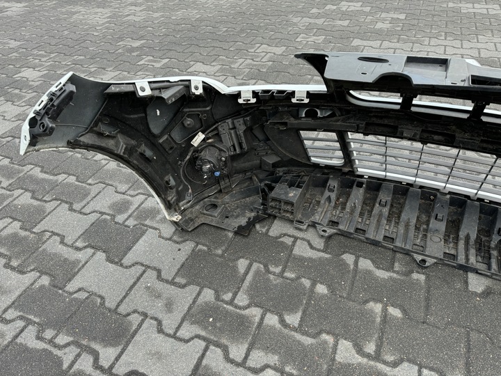 фото №7, Бампер перед переднє renault megane iii cabrio + плита