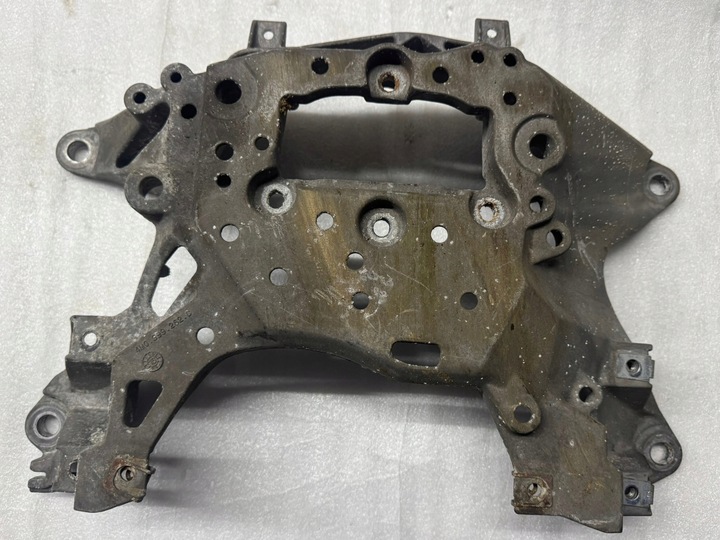 фото №1, Audi q7 4m лапи підтримка коробки 4m0399262c