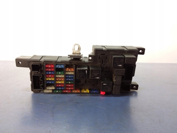 фото №1, Volvo s60 i 2.0 t коробка предохранителей 8678449