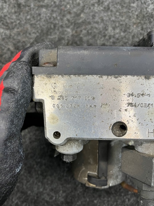 фото №9, Bmw e39 2.0i насос abs 0265217000